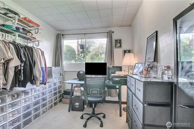 4560 34th Avenue S, Seattle, WA 98118