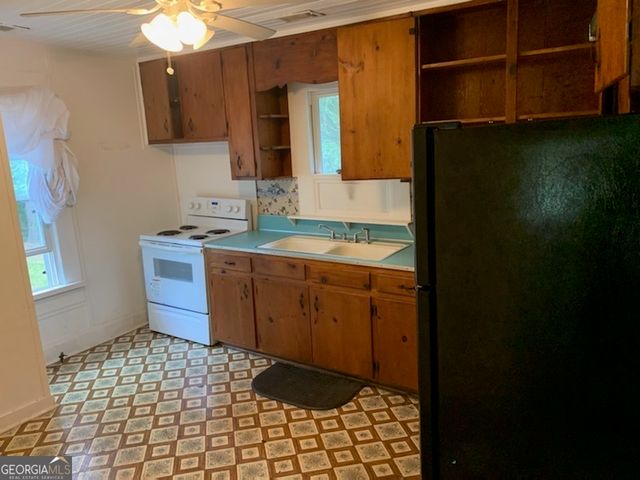 1438 Highway 3 N, Hampton, GA 30228