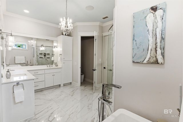 724 W Canal Drive, Gulf Shores, AL 36542