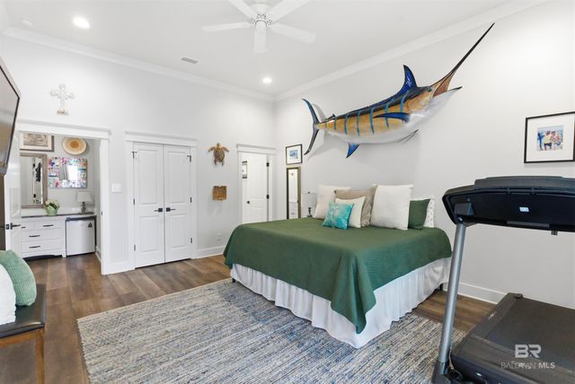 724 W Canal Drive, Gulf Shores, AL 36542