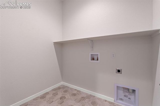 8424 William Downing Drive, Colorado Springs, CO 80908