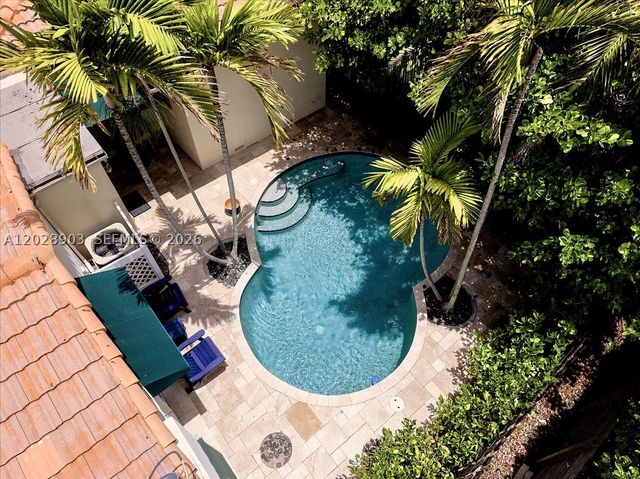 623 NE 17th Way, Fort Lauderdale, FL 33304