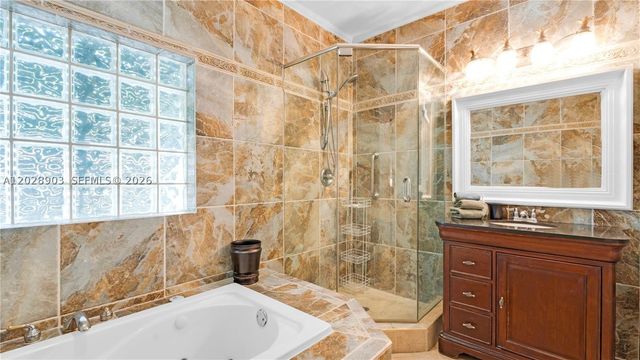 623 NE 17th Way, Fort Lauderdale, FL 33304
