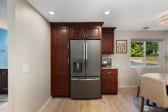20919 SE 202nd Street, Renton, WA 98058
