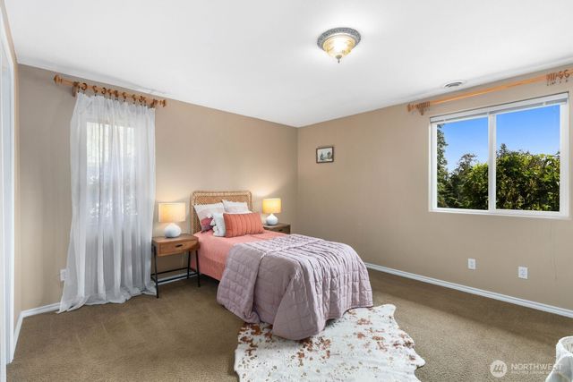 20919 SE 202nd Street, Renton, WA 98058