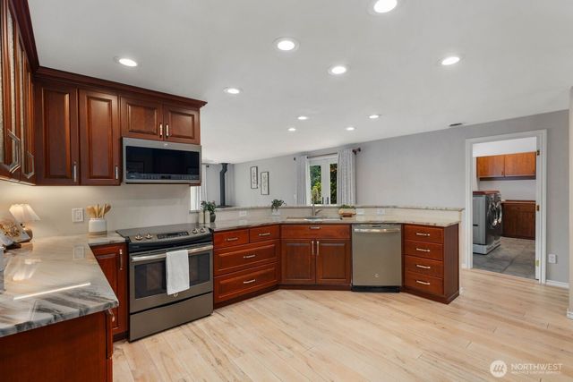 20919 SE 202nd Street, Renton, WA 98058