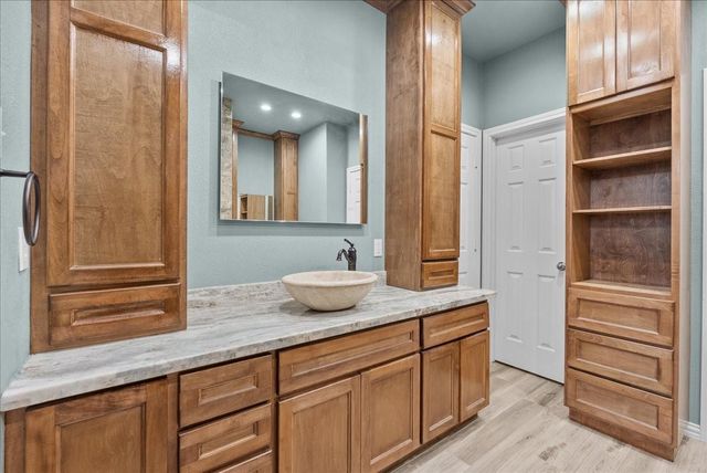 3703 Wild Oak Drive, Pearland, TX 77581