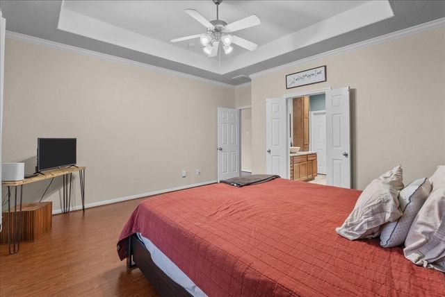 3703 Wild Oak Drive, Pearland, TX 77581