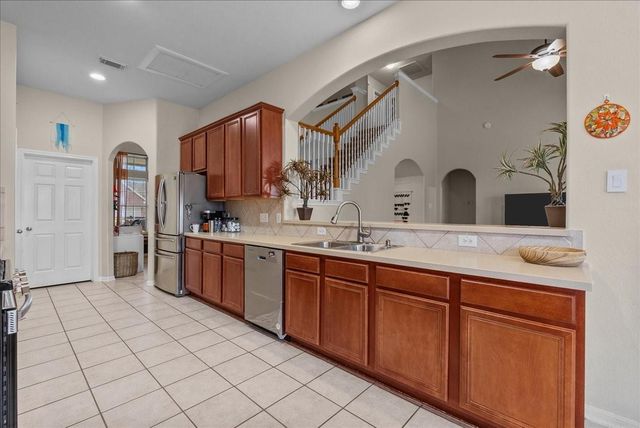 3703 Wild Oak Drive, Pearland, TX 77581