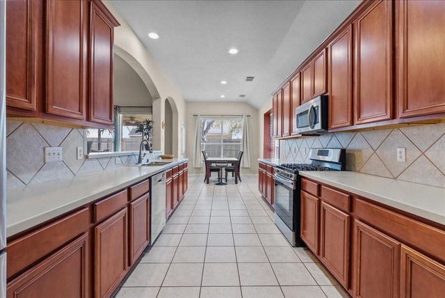 3703 Wild Oak Drive, Pearland, TX 77581