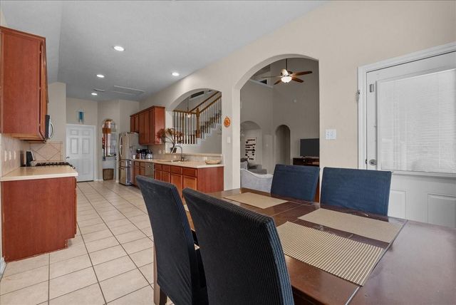 3703 Wild Oak Drive, Pearland, TX 77581