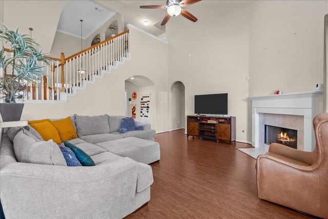 3703 Wild Oak Drive, Pearland, TX 77581