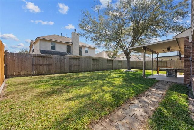 3703 Wild Oak Drive, Pearland, TX 77581