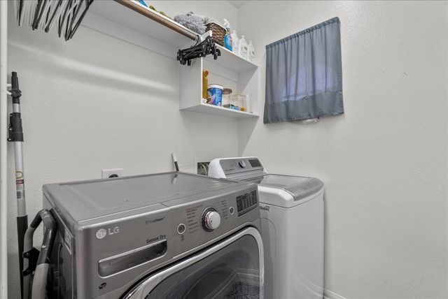 3703 Wild Oak Drive, Pearland, TX 77581