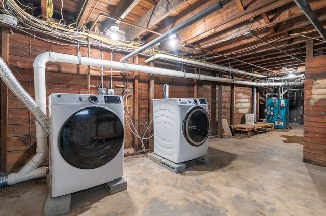 35 Rossmere 1, Newton, MA 02460