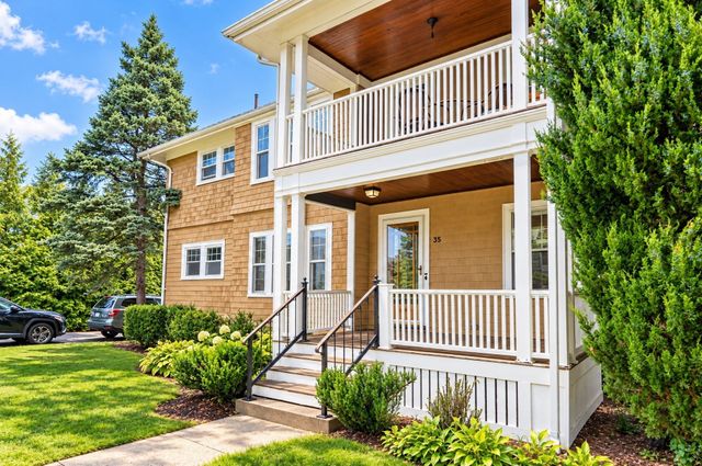 35 Rossmere 1, Newton, MA 02460