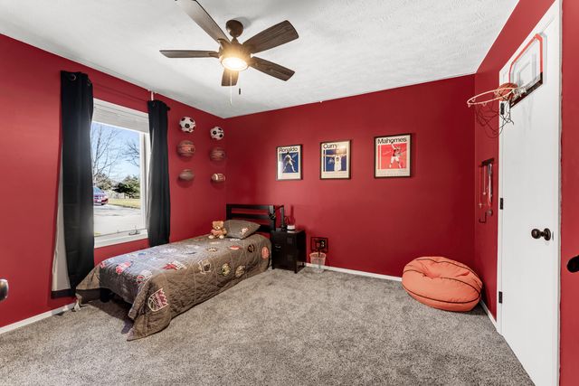 1963 S Oakview Lane, Nixa, MO 65714
