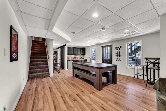 1963 S Oakview Lane, Nixa, MO 65714