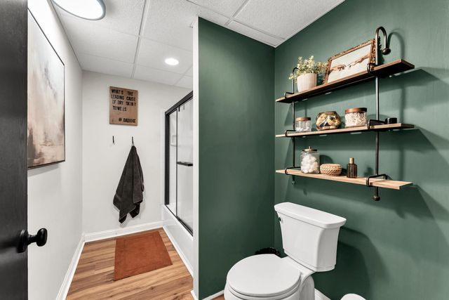 1963 S Oakview Lane, Nixa, MO 65714