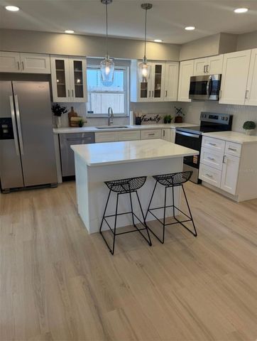 4427 HUNTINGTON STREET NE, St Petersburg, FL 33703