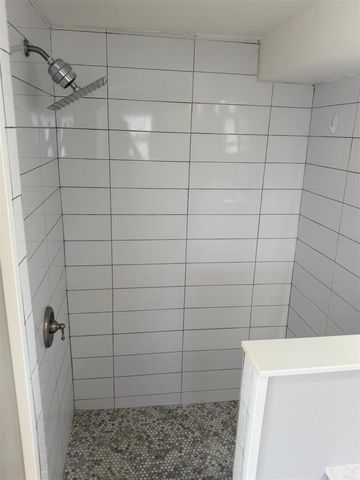 4427 HUNTINGTON STREET NE, St Petersburg, FL 33703