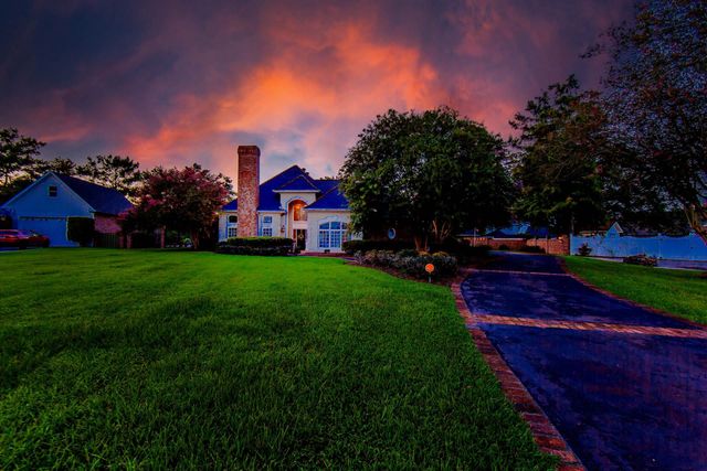 222 Tiger Tail Rd, Houma, LA 70360