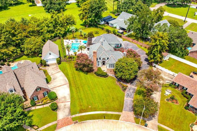 222 Tiger Tail Rd, Houma, LA 70360