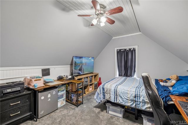 995 Saunders Sett Road, Lewiston, NY 14305