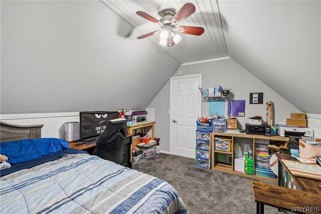 995 Saunders Sett Road, Lewiston, NY 14305