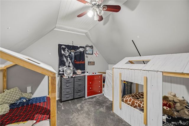 995 Saunders Sett Road, Lewiston, NY 14305