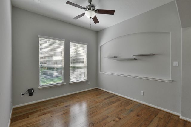12218 Valley Lodge Parkway, Humble, TX 77346