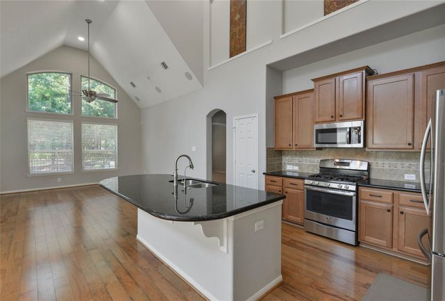 12218 Valley Lodge Parkway, Humble, TX 77346