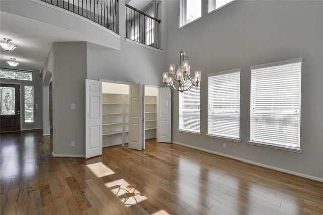 12218 Valley Lodge Parkway, Humble, TX 77346