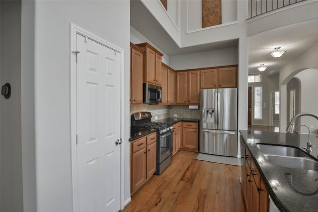 12218 Valley Lodge Parkway, Humble, TX 77346