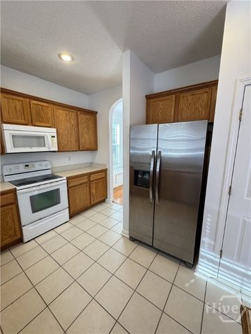 4 Greatwood Way, Savannah, GA 31407