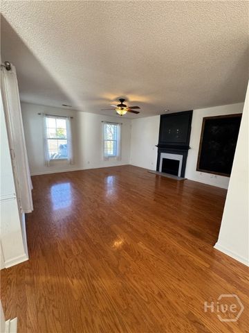 4 Greatwood Way, Savannah, GA 31407