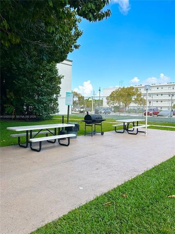 500 NE 2nd Street 327, Dania Beach, FL 33004