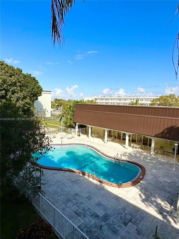 500 NE 2nd Street 327, Dania Beach, FL 33004