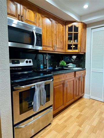 500 NE 2nd Street 327, Dania Beach, FL 33004