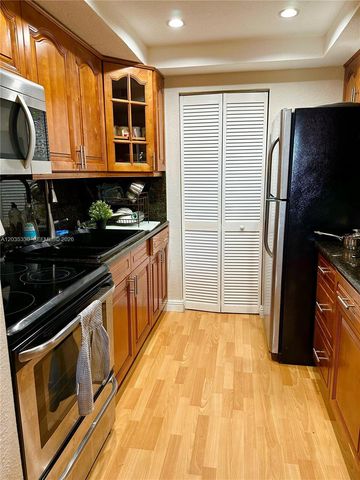 500 NE 2nd Street 327, Dania Beach, FL 33004