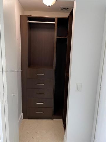 1300 Brickell Bay Drive 3204, Miami, FL 33131
