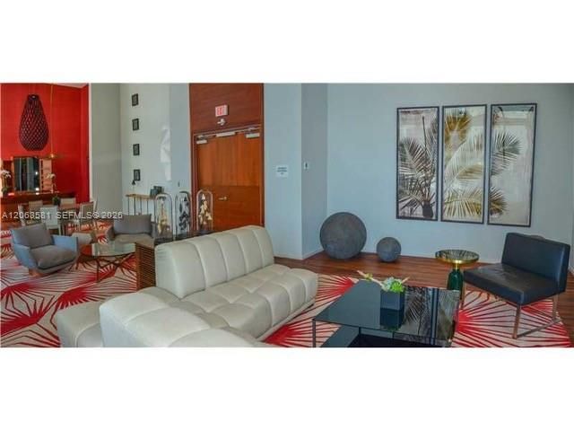 1300 Brickell Bay Drive 3204, Miami, FL 33131