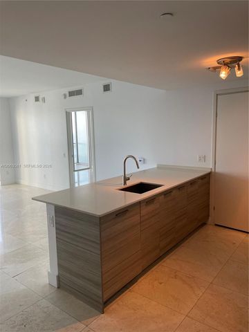 1300 Brickell Bay Drive 3204, Miami, FL 33131