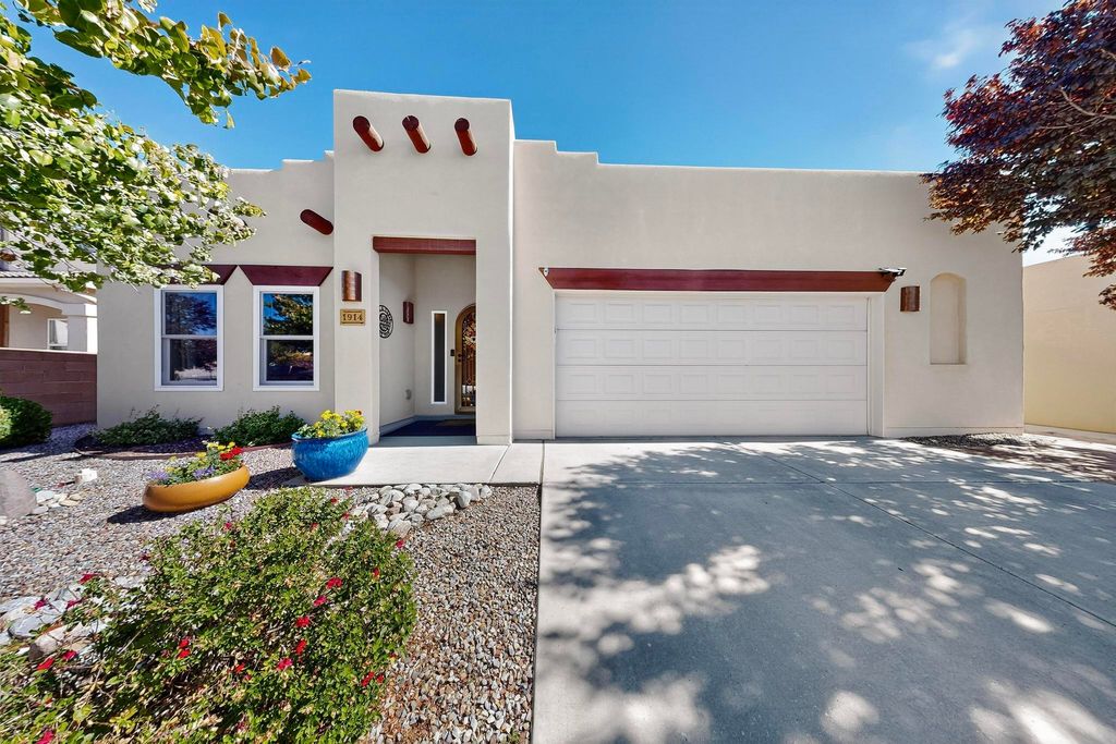 1914 Western Hills Drive SE, Rio Rancho, NM 87124