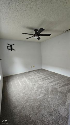 862 Saraina Road, Shelbyville, IN 46176