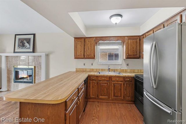 39368 Timberlane Drive, Sterling Heights, MI 48310