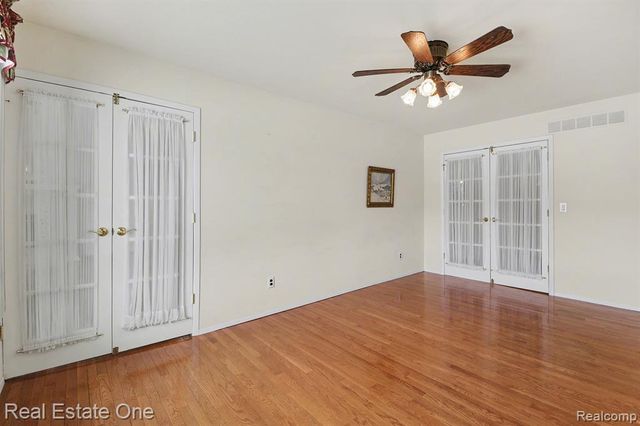 39368 Timberlane Drive, Sterling Heights, MI 48310