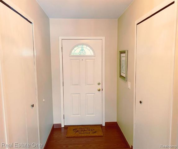 39368 Timberlane Drive, Sterling Heights, MI 48310