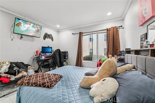 1430 Cabrillo Park B, Santa Ana, CA 92701