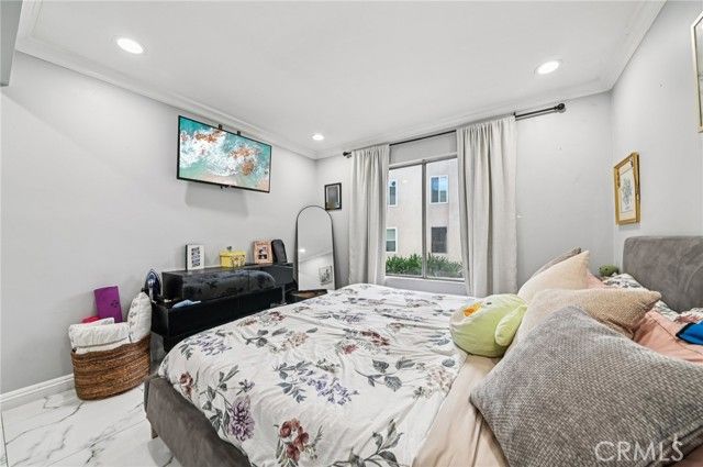 1430 Cabrillo Park B, Santa Ana, CA 92701